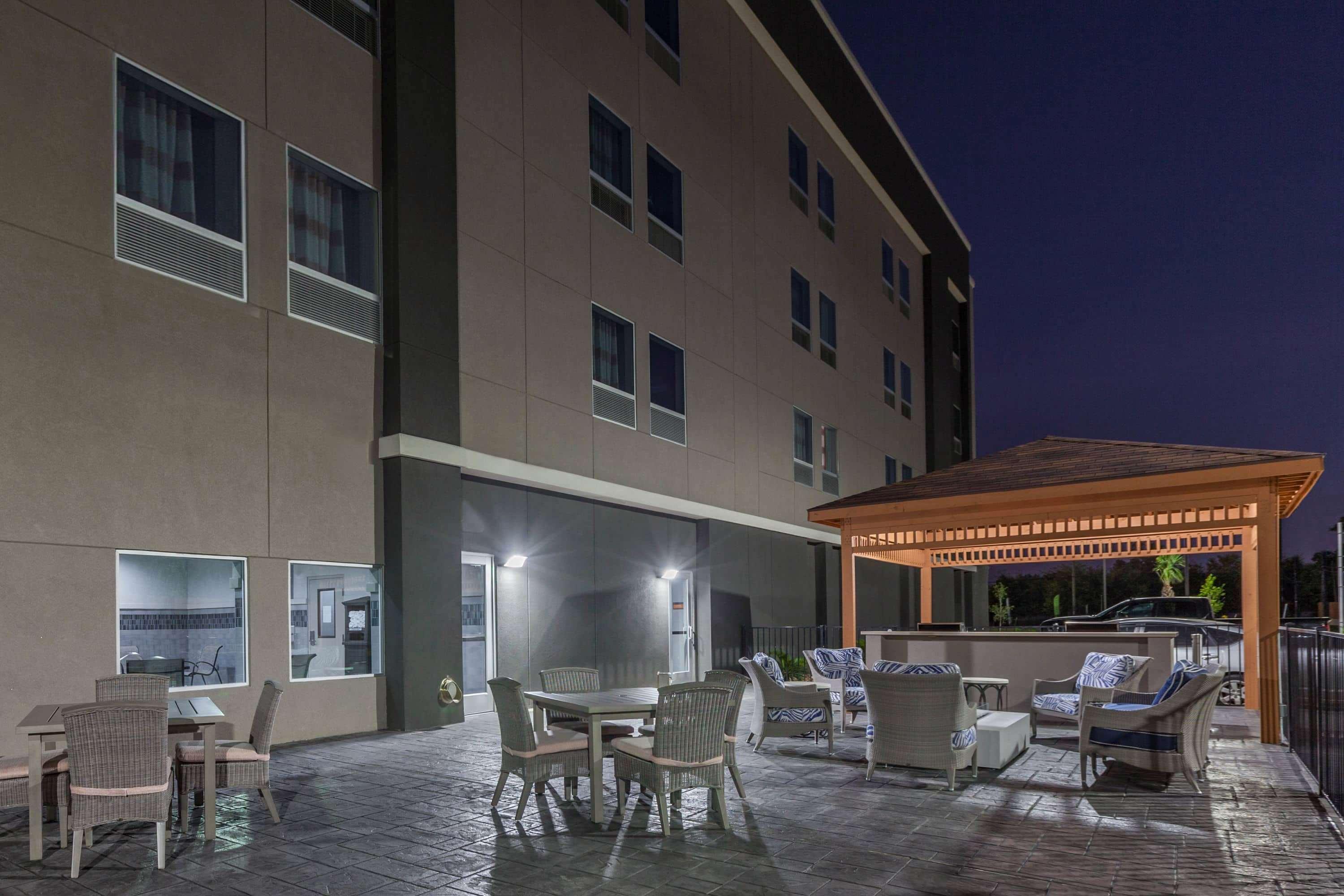 La Quinta By Wyndham Houston East At Sheldon Rd Hotell Channelview Exteriör bild